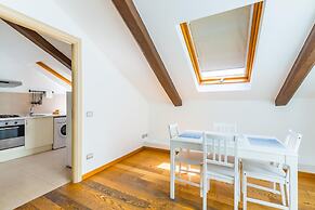 Attico al Duomo by Napoliapartments