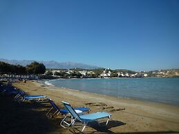 Dream 1 -traditional House With Pool To Share