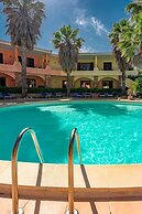 Tranquil Palau Green Village Studio Sleeps 2 Plus a Child bed Possible