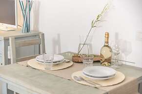 Tranquil Palau Green Village Studio Sleeps 2 Plus a Child bed Possible