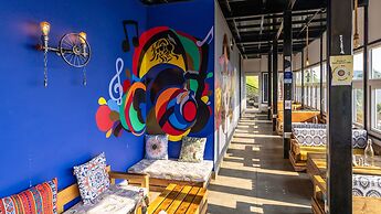 Zostel Poombarai (Kodaikanal)