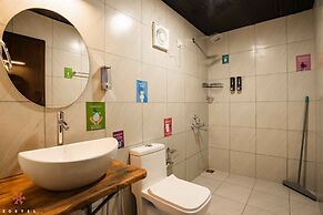 Zostel Poombarai (Kodaikanal)