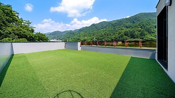 Gapyeong Youkids Poolvilla