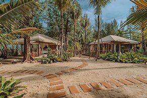 The Lazy Coconut Glamping