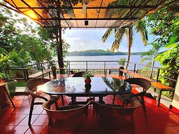 MYH - Lake Front Pvt Villa With Staff and Includes Free Breakfast of Y