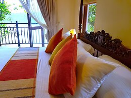 MYH - Lake Front Pvt Villa With Staff and Includes Free Breakfast of Y