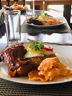 MYH - Lake Front Pvt Villa With Staff and Includes Free Breakfast of Y