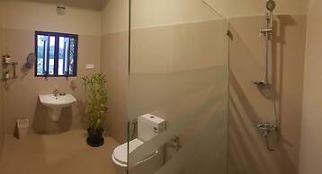 MYH - Lake Front Pvt Villa With Staff and Includes Free Breakfast of Y