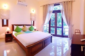 MYH - Lake Front Pvt Villa With Staff and Includes Free Breakfast of Y