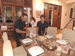 MYH - Lake Front Pvt Villa With Staff and Includes Free Breakfast of Y