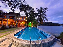 MYH - Lake Front Pvt Villa With Staff and Includes Free Breakfast of Y