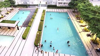 Butler's Bnb E Trees Residences Qc Phil