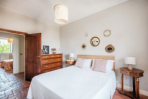 Family Tuscany Home Close Via Francigena