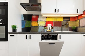 Apartment Grzybowska 85 by Renters