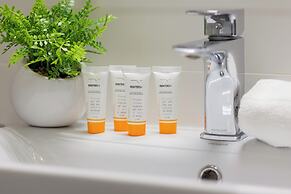 Apartment Grzybowska 85 by Renters