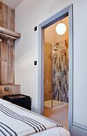 The Black Lion Pub & Boutique Guesthouse