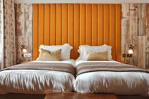 The Black Lion Pub & Boutique Guesthouse