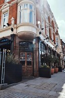The Black Lion Pub & Boutique Guesthouse