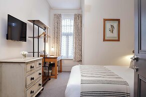 The Black Lion Pub & Boutique Guesthouse