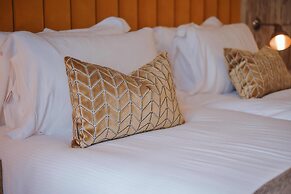 The Black Lion Pub & Boutique Guesthouse