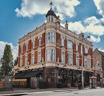 The Black Lion Pub & Boutique Guesthouse