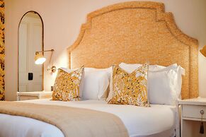 The Black Lion Pub & Boutique Guesthouse