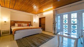 Mango Tree Courtyard Mussoorie