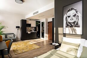 MILESTONE Krakow Center Urban Living