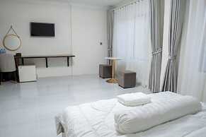 Empire House Phnom Penh