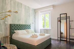 Leopolda Family in Florence