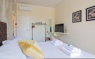 Leopolda Chambre in Florence