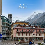 Square Apartment in Ponte di Legno