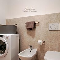 Square Apartment in Ponte di Legno