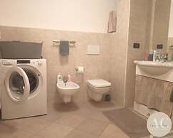 Square Apartment in Ponte di Legno