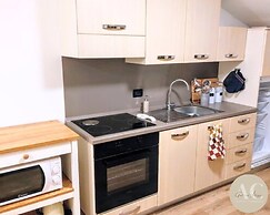 Square Apartment in Ponte di Legno