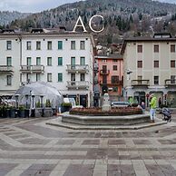 Square Apartment in Ponte di Legno