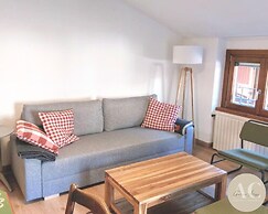 Square Apartment in Ponte di Legno
