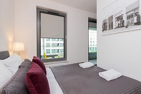 Plac Unii Apartment Gdynia by Renters