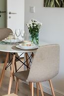 Shellter Apartment Rogowo by Renters