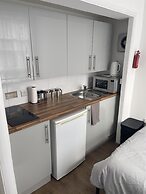 Charming Studio in London - 1 Person Only
