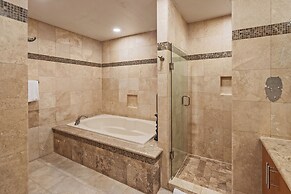 Luxury Las Palomas Oceanview Condo - Phase 2