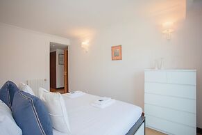 Liiiving - Douro Riverside Apartment