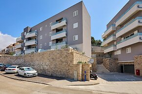 Hedera Estate, Hedera A35