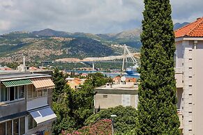 Hedera Estate, Hedera A35