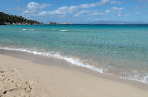 Glorious Residence Le Pavoncelle one Bedroom Sleeps Four Num1452