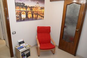 Room in Guest Room - Emilio's Home Triple Room in our Cozy and Comfort