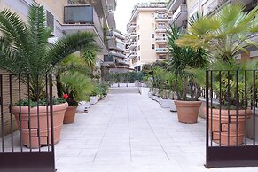 Room in Guest Room - Emilio's Home Triple Room in our Cozy and Comfort