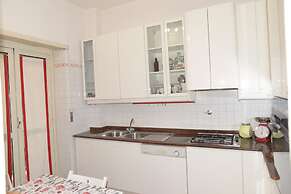 Room in Guest Room - Emilio's Home Triple Room in our Cozy and Comfort