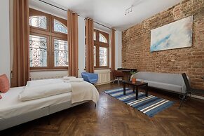Apartment Sw. Antoniego by Renters