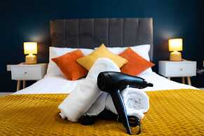 Stunning 6-bed House in Milton Keynes